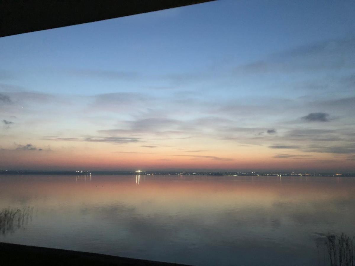 Riva Lake Boutique Mamaia Buitenkant foto
