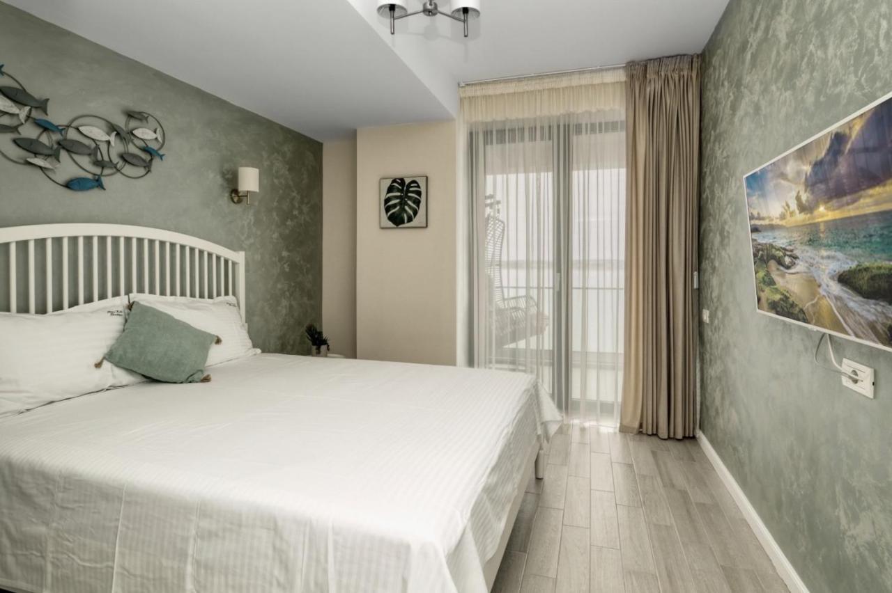 Riva Lake Boutique Mamaia Buitenkant foto