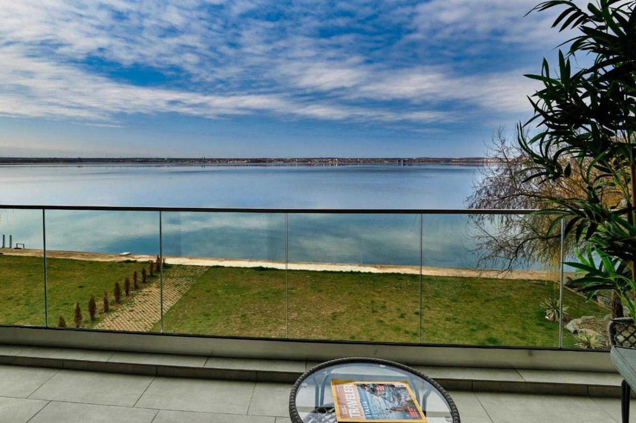 Riva Lake Boutique Appartement Mamaia Buitenkant foto